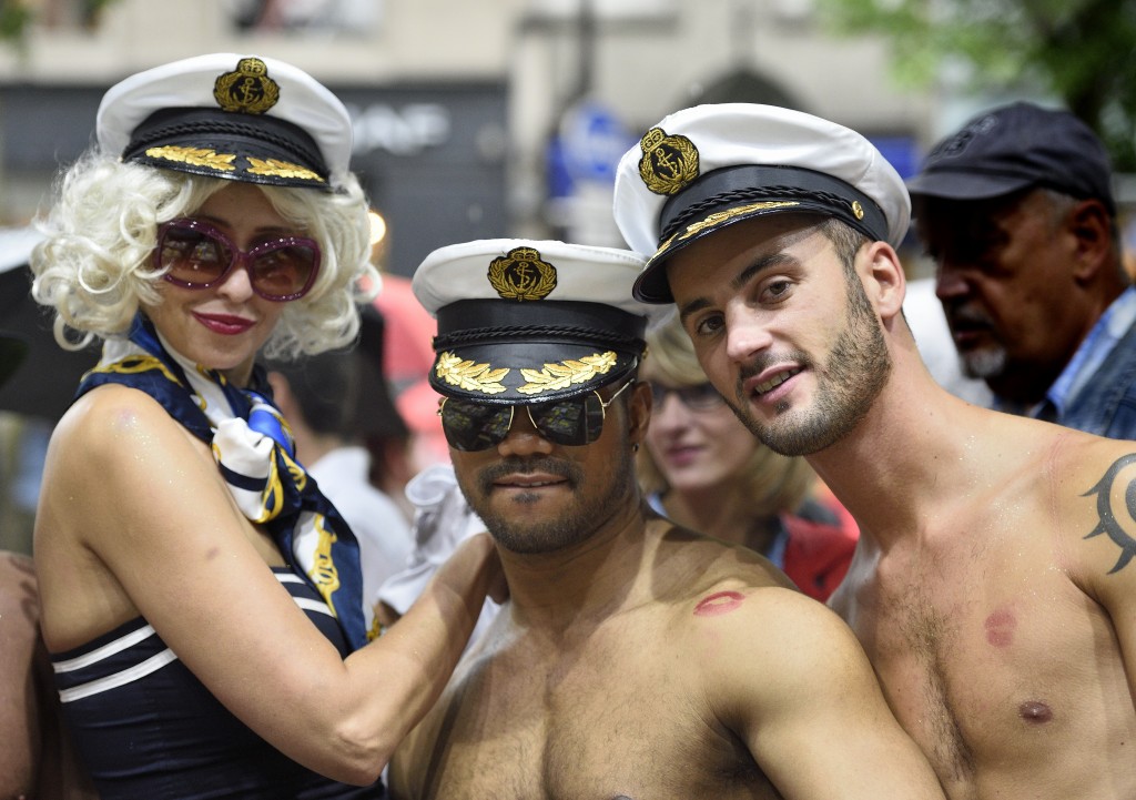 gay pride in paris 2014 by albi with nikon d4s and 70-200mm f: 2/8G