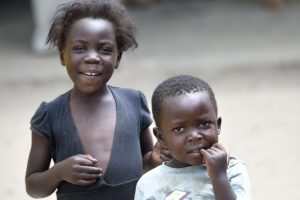 kids from uganda-pictures by albi-with nikon