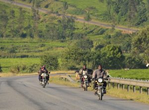 uganda on the road again-pictures by albi
