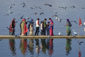 india, land of colors-the holy lake in pushkar