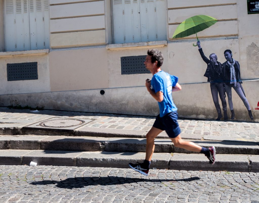 montmartre street art with leica q